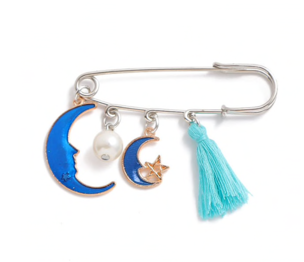 Fashion Lion- Pin Charms for Tennis Shoes in Assorted Styles