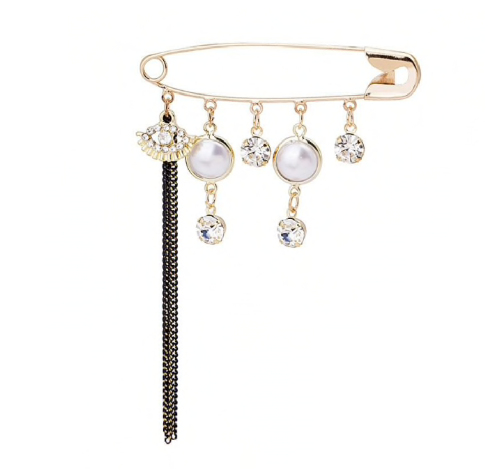 Fashion Lion- Pin Charms for Tennis Shoes in Assorted Styles