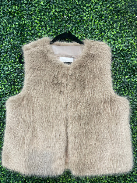 Apricot- Elegant Fur Crop Vest