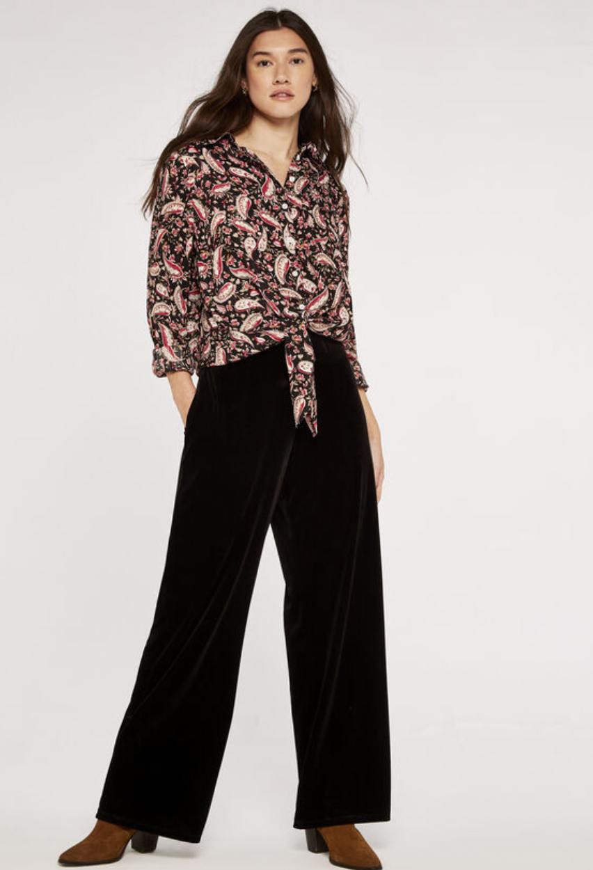 APRICOT- Paisley Tie Front Top in Black