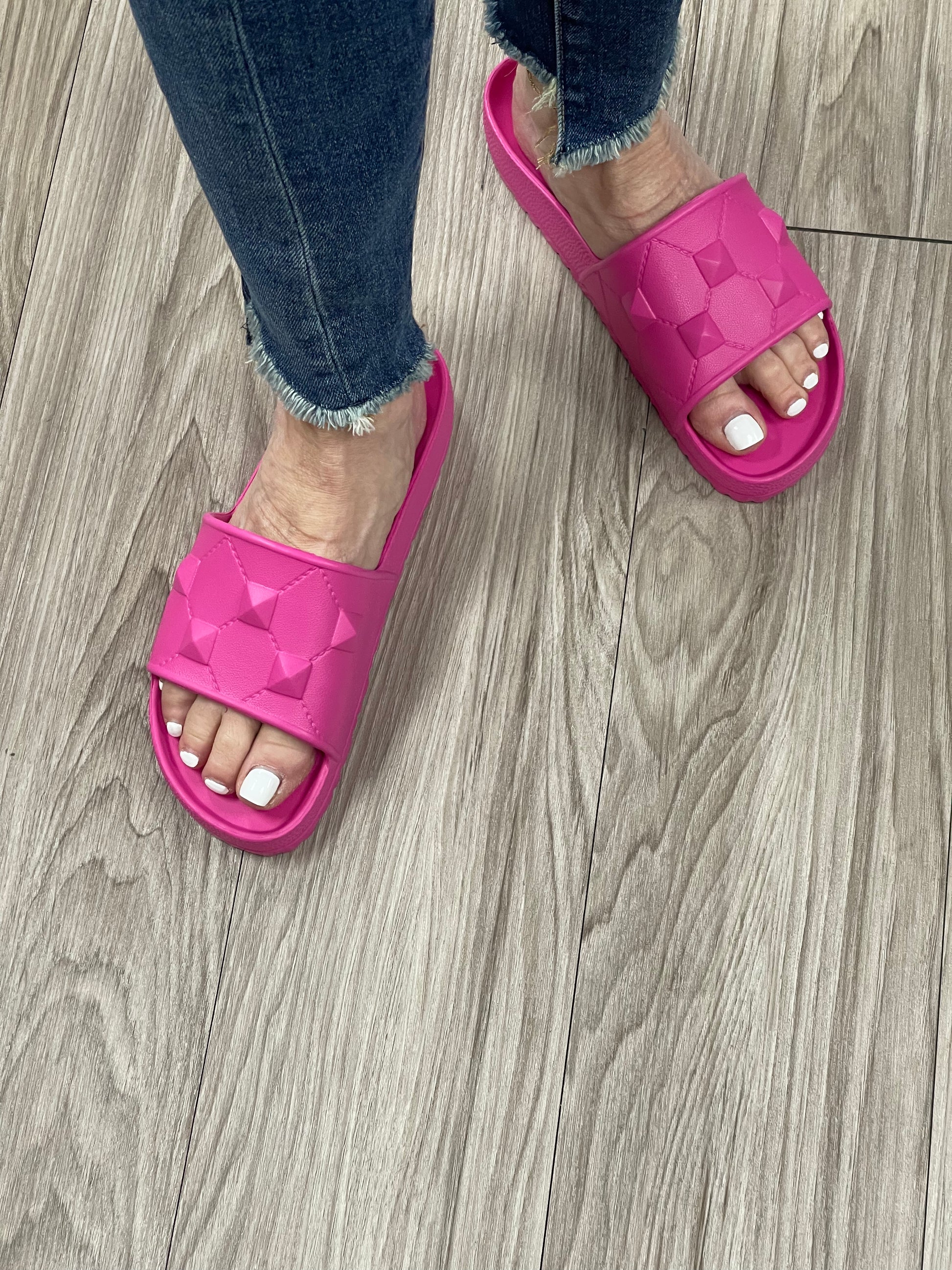 Steve Madden- Gaby Pink Slides – Fashion Lion Boutique